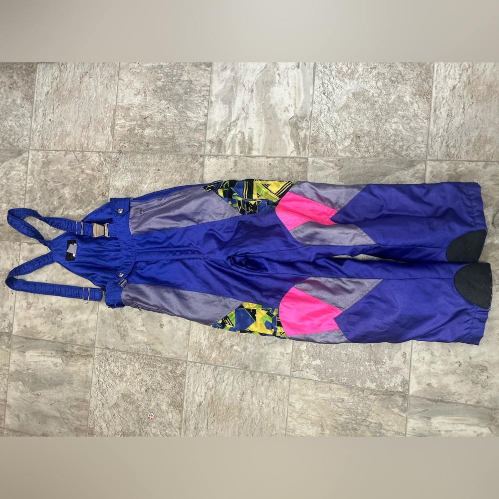 Vintage Descente 80s/90s Ski Pants Size 30 – Retro Geometric Wear Shown